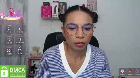 Snapshot of samanthaa_queen chatting on September 19, 11:11 am sam online show from September 19, 11:11 am