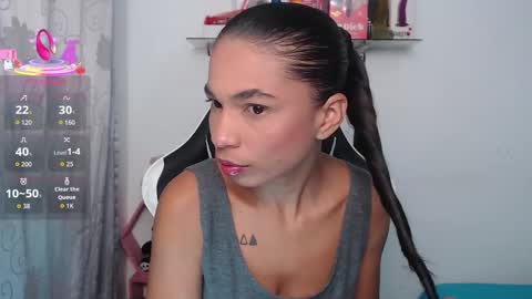 Snapshot of samanthaa_queen chatting on November 28, 11:46 am sam online show from November 28, 11:46 am