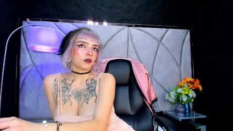 Samantha Smitth online show from April 15, 4:41 am