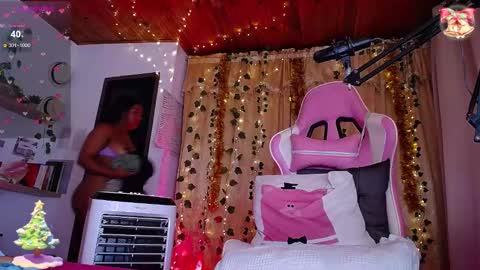 Samantha Bloom  online show from December 3, 1:30 am