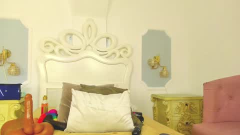 Samantha online show from January 30, 6:46 am