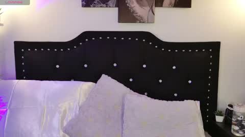 IGSamanthaGrant 10 online show from May 12, 6:16 pm