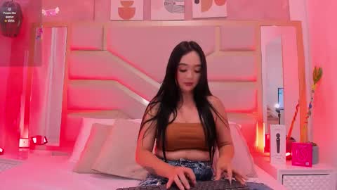  SAMANTHA online show from February 26, 1:43 pm