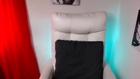 Snapshot of samantharoldan chatting on January 2, 1:40 pm Samantha online show from January 2, 1:40 pm