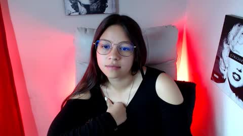 Snapshot of samantharoldan chatting on February 10, 4:25 pm Samantha online show from February 10, 4:25 pm