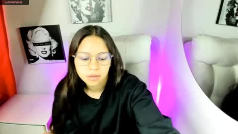 Samantha online show from April 13, 2:33 pm