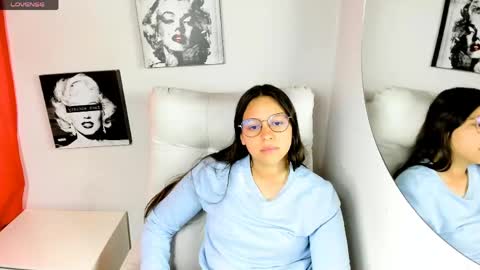 Samantha online show from April 18, 7:58 pm