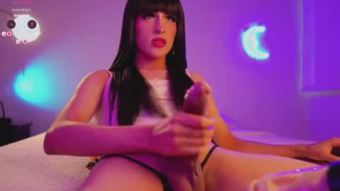 Snapshot of samara_gray chatting on November 28, 9:06 pm SAMARA GRAY online show from November 28, 9:06 pm