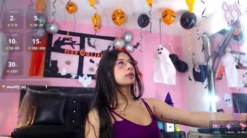 Snapshot of samaracortez chatting on October 18, 7:36 pm Sammy online show from October 18, 7:36 pm