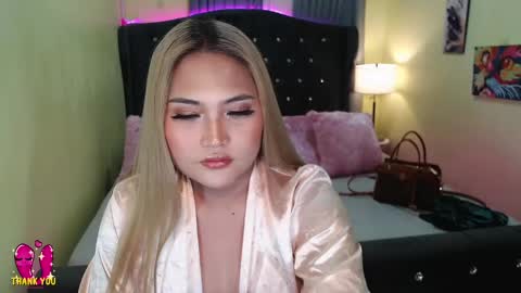 Snapshot of samaralovets chatting on December 1, 7:58 pm samara online show from December 1, 7:58 pm