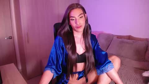 Snapshot of samarasilex chatting on September 29, 2:38 am Samara Silex online show from September 29, 2:38 am