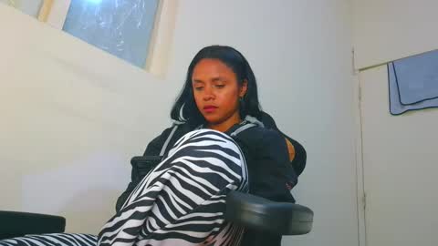 samary thomas online show from March 15, 1:11 am