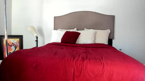 Yaya online show from September 19, 4:18 pm