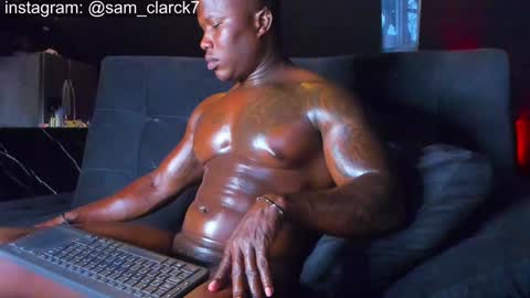 Snapshot of samclarck chatting on January 29, 11:25 pm SAM online show from January 29, 11:25 pm