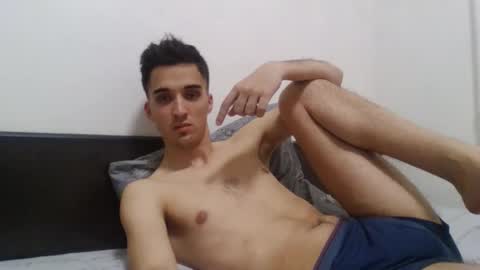 Snapshot of samcumtv chatting on November 19, 6:19 pm multitooman online show from November 19, 6:19 pm