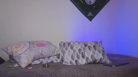 samevansx online show from September 23, 3:48 pm