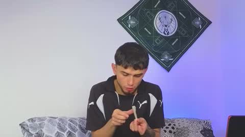 samevansx online show from October 31, 6:09 pm