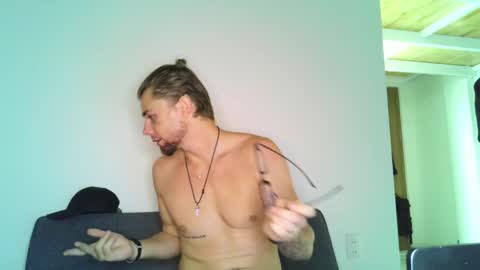 Fansly -       Top4fans   online show from April 19, 6:10 pm