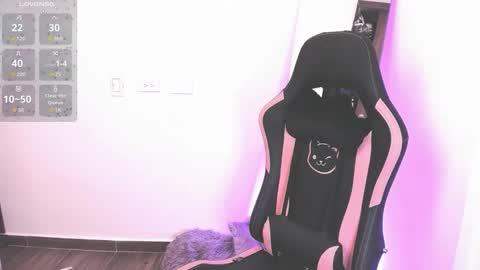 Snapshot of samiacooper25 chatting on September 10, 12:32 am samiacooper25 online show from September 10, 12:32 am