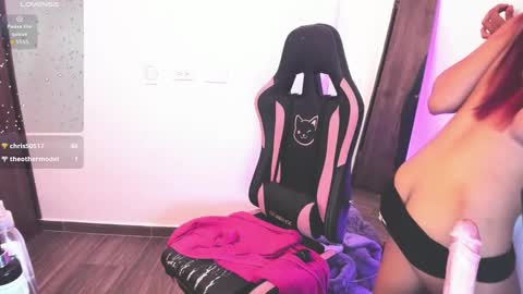 Snapshot of samiacooper25 chatting on September 22, 8:49 am samiacooper25 online show from September 22, 8:49 am