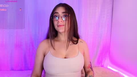 Snapshot of samii_evans chatting on January 29, 4:15 am samii evans  online show from January 29, 4:15 am