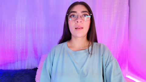 Snapshot of samii_evans chatting on February 6, 3:16 am samii evans  online show from February 6, 3:16 am