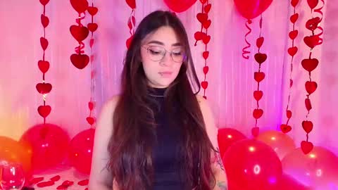 Snapshot of samii_evans chatting on February 14, 5:09 am samii evans  online show from February 14, 5:09 am