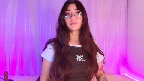 Snapshot of samii_evans chatting on February 26, 10:26 am samii evans  online show from February 26, 10:26 am