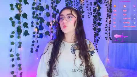 Snapshot of samii_evans chatting on September 22, 6:26 am samii evans  online show from September 22, 6:26 am