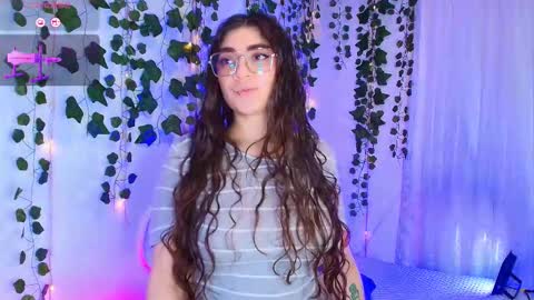 samii evans  online show from November 29, 12:35 am