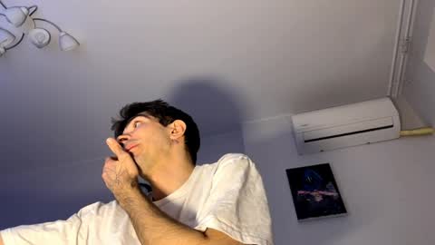 Sam online show from April 15, 4:25 pm