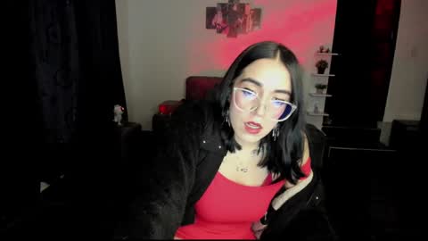 Snapshot of samismith77 chatting on February 18, 11:41 pm SARA online show from February 18, 11:41 pm