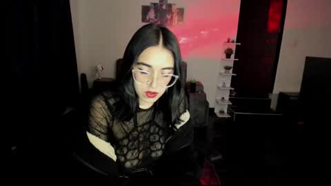 Snapshot of samismith77 chatting on February 22, 4:07 am SARA online show from February 22, 4:07 am