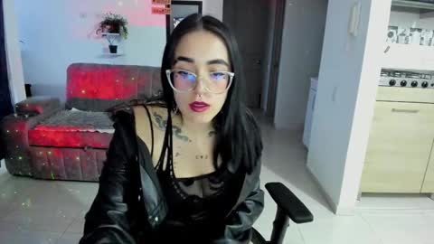 Snapshot of samismith77 chatting on September 12, 11:04 pm SARA online show from September 12, 11:04 pm