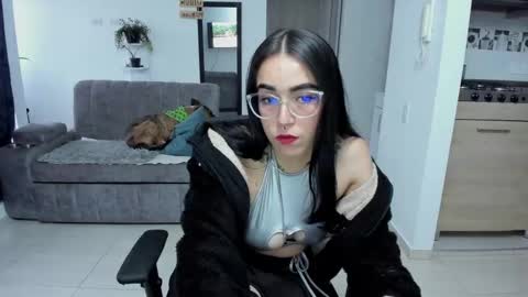 Snapshot of samismith77 chatting on September 23, 10:35 pm SARA online show from September 23, 10:35 pm