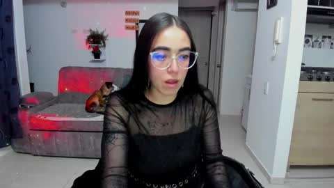 Snapshot of samismith77 chatting on November 29, 9:56 am SARA online show from November 29, 9:56 am