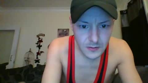 Snapshot of samlatty007 chatting on December 27, 8:28 pm sexy lad looking for fun online show from December 27, 8:28 pm