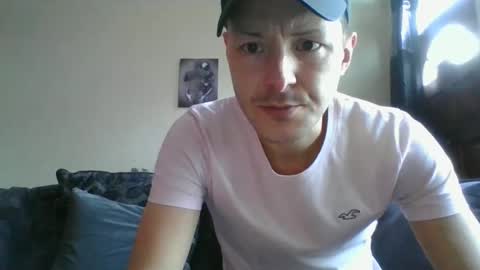 Snapshot of samlatty007 chatting on February 2, 2:24 pm sexy lad looking for fun online show from February 2, 2:24 pm