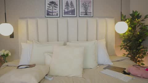 Ana online show from April 10, 1:11 am