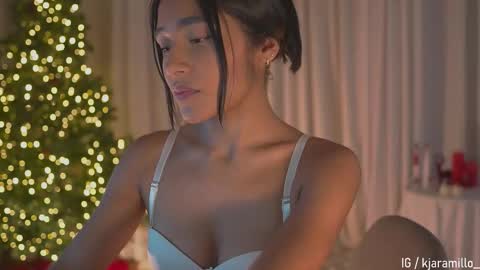 Snapshot of sammyjarama chatting on December 15, 11:09 pm Sam online show from December 15, 11:09 pm