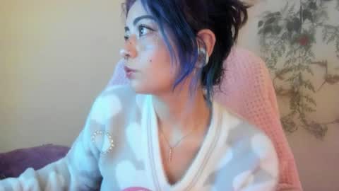   online show from January 13, 9:36 am