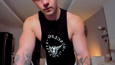 Snapshot of samuel_andrew chatting on November 25, 2:33 am Samuel online show from November 25, 2:33 am