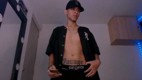 Snapshot of samuel_suarez chatting on December 30, 11:49 pm online show from December 30, 11:49 pm