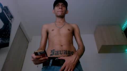 Snapshot of samuel_suarez chatting on January 22, 10:29 am online show from January 22, 10:29 am