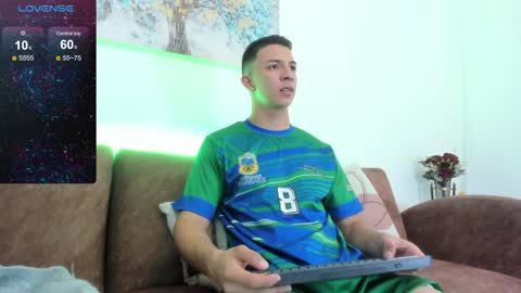 Samuel online show from January 19, 4:01 am