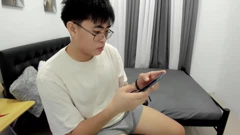 Snapshot of samuelangelo chatting on September 9, 5:23 pm Sam online show from September 9, 5:23 pm