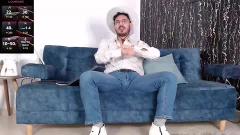 Snapshot of samuelcoopper chatting on November 22, 2:16 pm Samuel Coopper online show from November 22, 2:16 pm