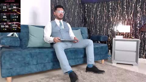 Snapshot of samuelcoopper chatting on November 23, 3:34 pm Samuel Coopper online show from November 23, 3:34 pm