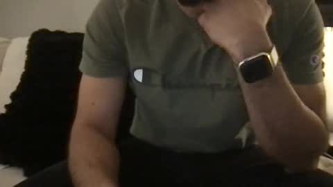 Snapshot of samwise2418 chatting on December 4, 5:17 am Sam W dick strip tease online show from December 4, 5:17 am