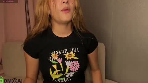 Snapshot of samy_bae chatting on February 19, 12:57 am Samantha online show from February 19, 12:57 am